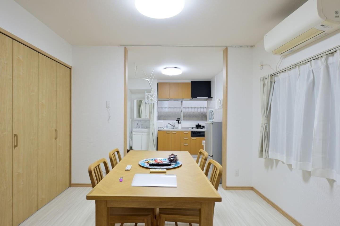 Апартаменти Osaka Box House Екстер'єр фото